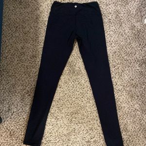 Lululemon leggings SIZE 6
